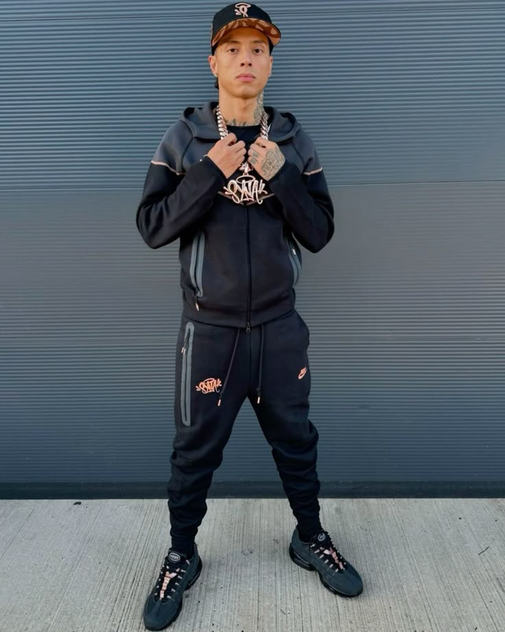 syna world tracksuit
