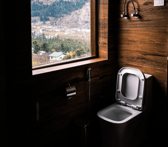 ADNOC standard mobile restrooms