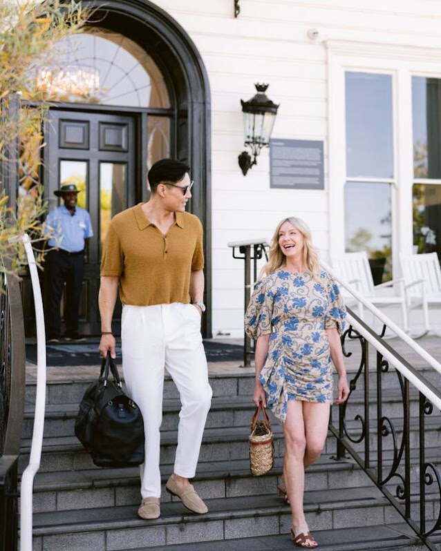 u3626-sm_Silverado_Resort_Mansion_Steps