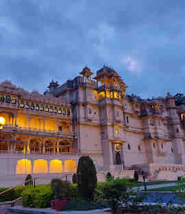 u3668-city-palace-jaipur