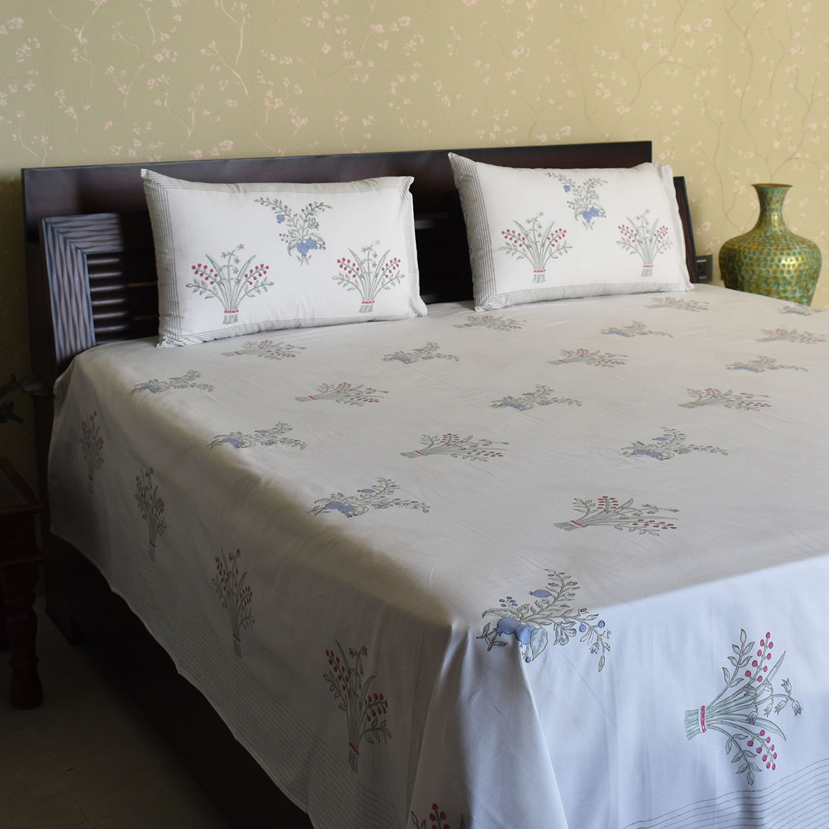 queen-size-percale-fine-cotton-bedspread-with-2-pillow-cases-200087-85801204188160_l