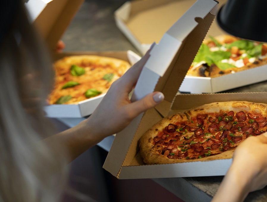pizza-Fast-Food-Restaurants-in-Lahore